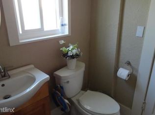 1520 N Carruth Ave, Fresno, CA 93728