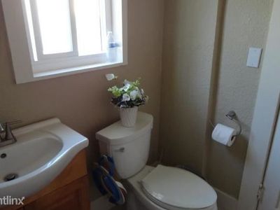1520 N Carruth Ave, Fresno, CA, 93728