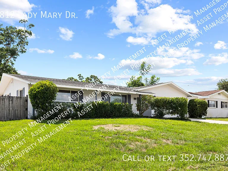 1812 Lady Mary Dr — Photo 2