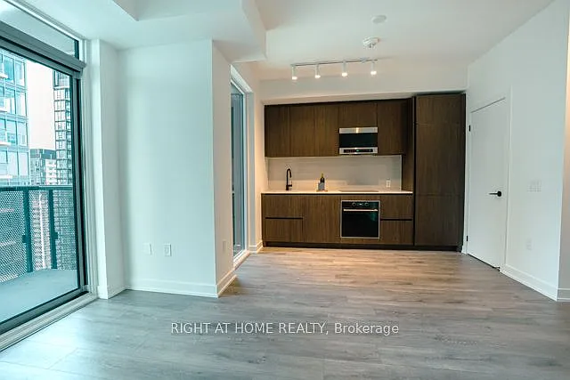117 Broadway Ave #3003 — Photo 2