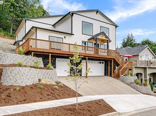 814 Hawk Dr, Silverton, OR 97381