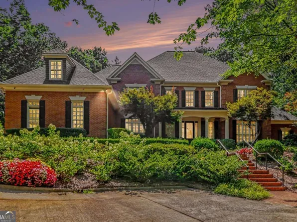 5950 Long Island Dr NW, Sandy Springs, GA 30328