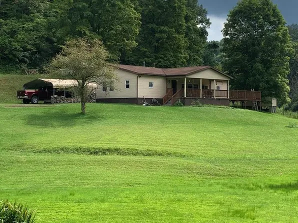 370 Elliott Dr, Princeton, WV 24740