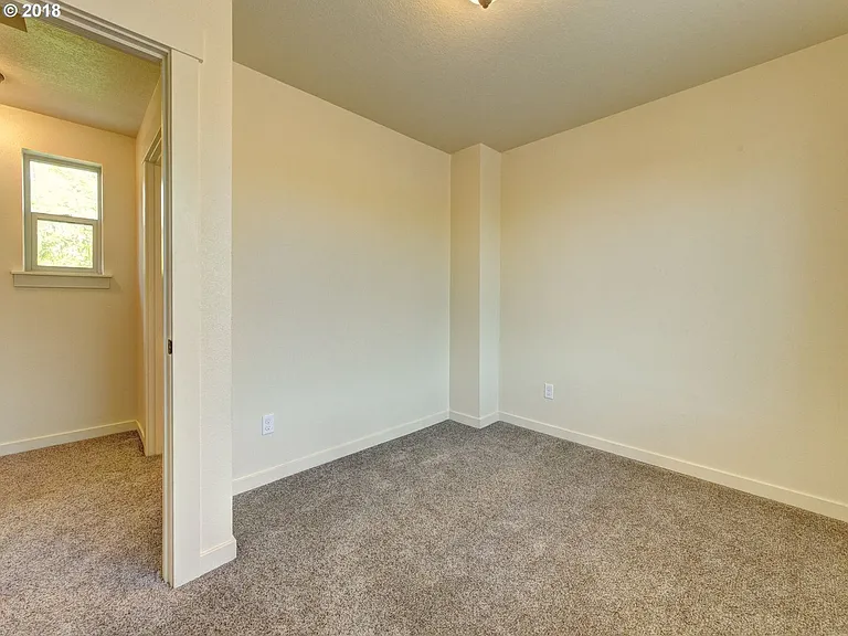 6679 NE 13th Ave #B — Photo 8