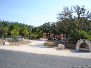 206 S Rolling Oaks Ln, San Antonio, TX 78253