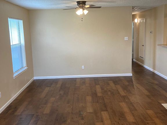 4th image of 3418 Colonial Dr