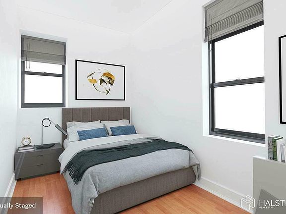 3rd image of 105 W 117th St #105C