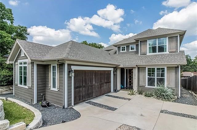 2010 Green Rated Build with 2 car swing in entry garage