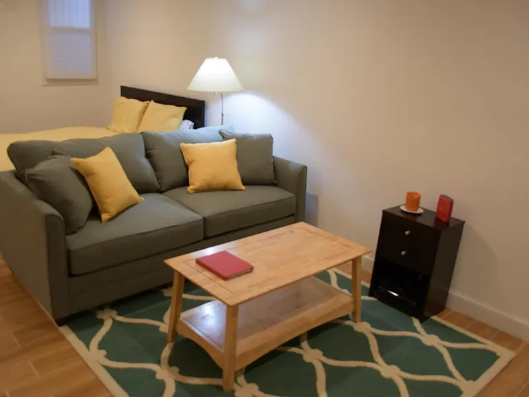 1906 R St NW #12 — Photo 3