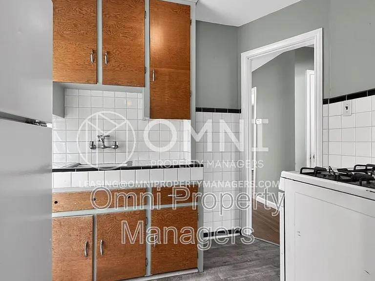 11529 Roxbury St — Photo 17