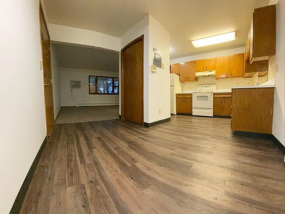2nd image of 315 2nd Ave S APT 9