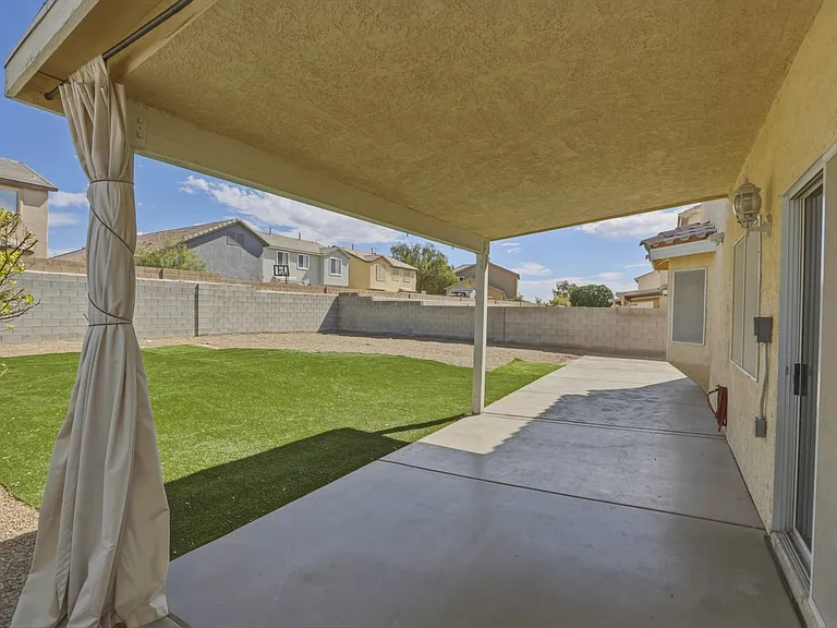 724 Picasso Picture Ct — Photo 34