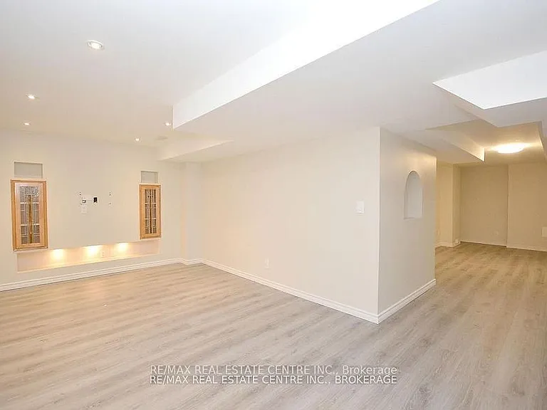2343 Pine Glen Rd — Photo 36