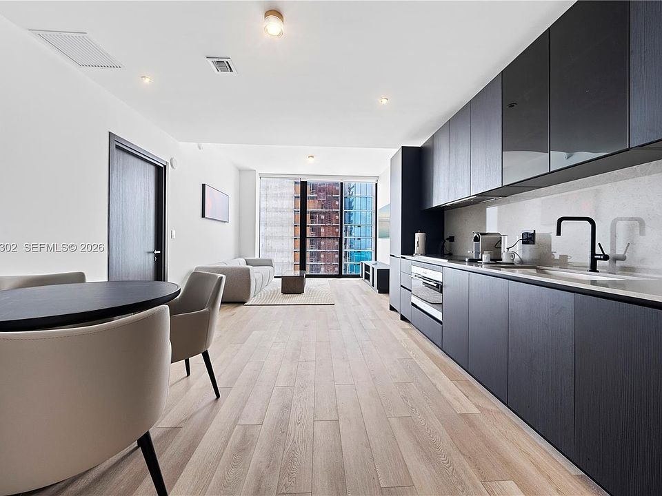 1st image of 20 NE 11th St #4403