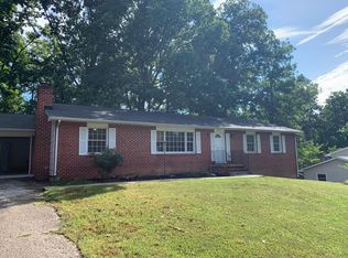 419 Deerwood Dr, Fredericksburg, VA 22401