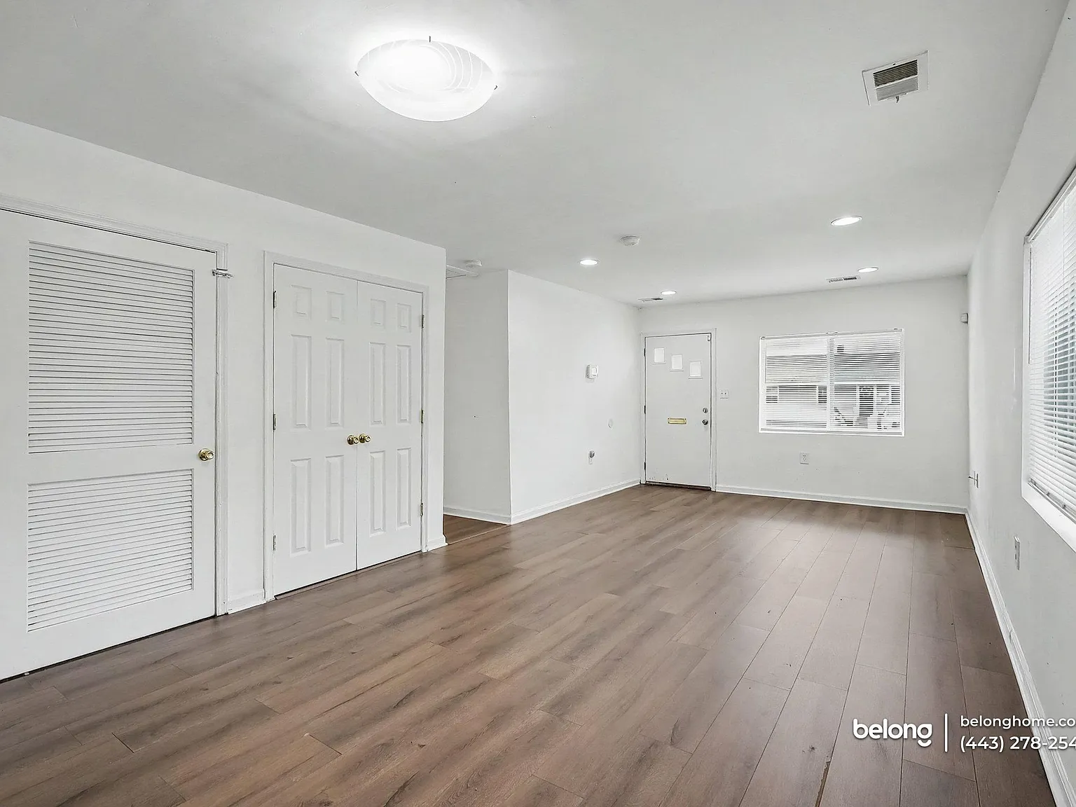 3 bed, 2.0 bath, 1300 sqft, $2,995 — Photo 3