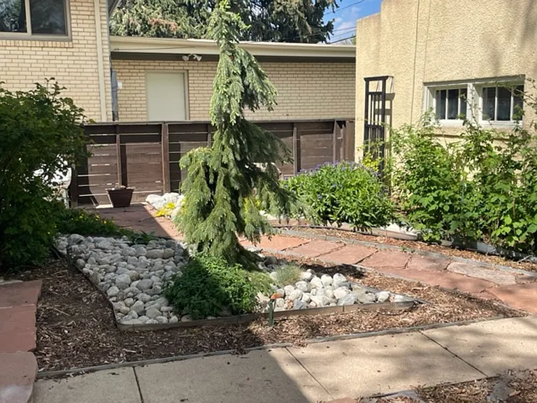 2082 Ivy St — Photo 18