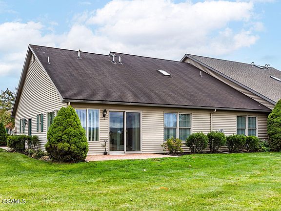 5th image of 105 Woodsedge Dr