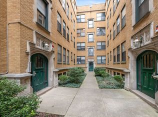 7211 S Yates Blvd APT 3B, Chicago, IL 60649