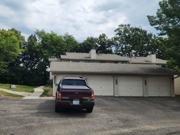 8797 Jasmine Ln, Eden Prairie, MN 55344
