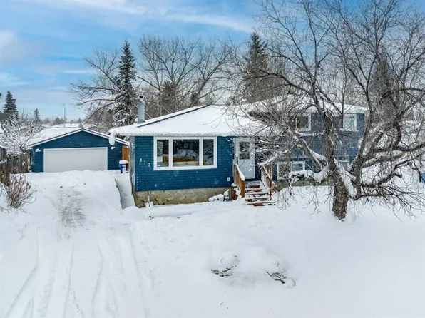 117 S Signal Cv, Wood Buffalo, AB T9H 3V8