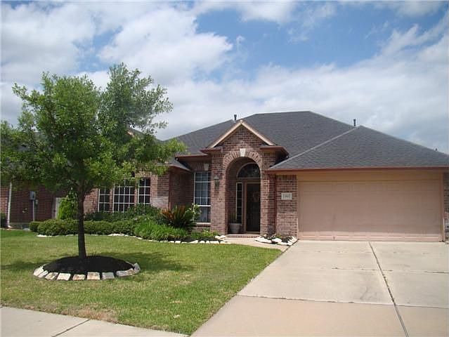 1st image of 13807 Sherburn Manor Dr