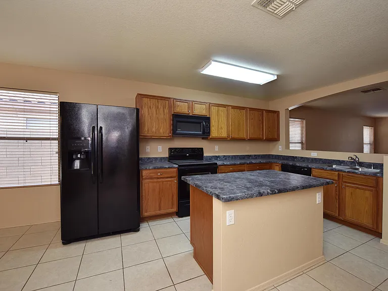 8843 E Pampa Ave — Photo 10