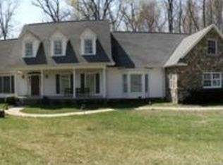 27 Old Post Rd, Rhinebeck, NY 12572