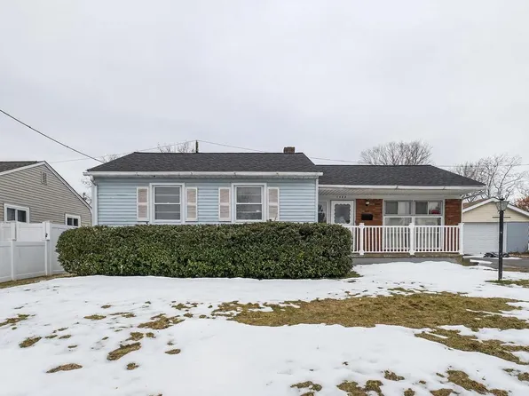 1569 Fleming St, Bethlehem, PA 18017