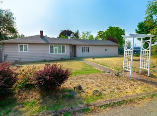 733 Knoll Ave, Roseburg, OR 97470