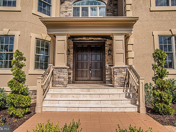 4th image of 6932 Espey Ln