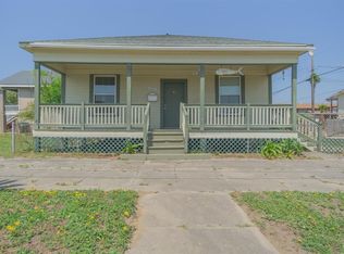 1117 9th St, Galveston, TX 77550