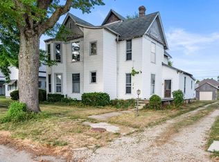 19 N Union St, Redkey, IN 47373