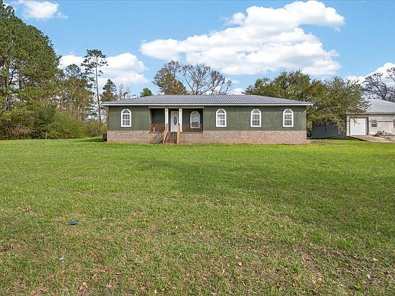 3rd image of 473 Goss Bunkerhill Rd