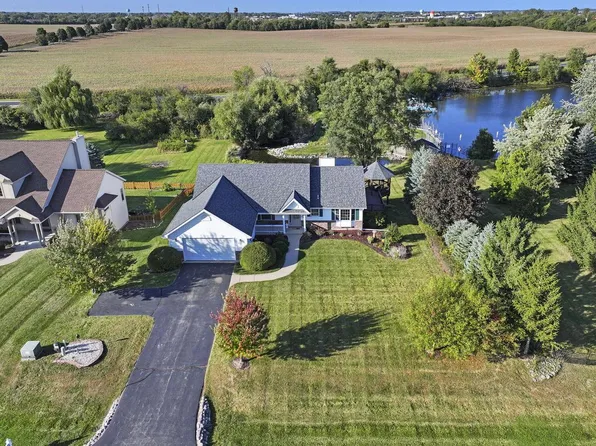 2144 Blue Heron DRIVE, Delavan, WI 53115