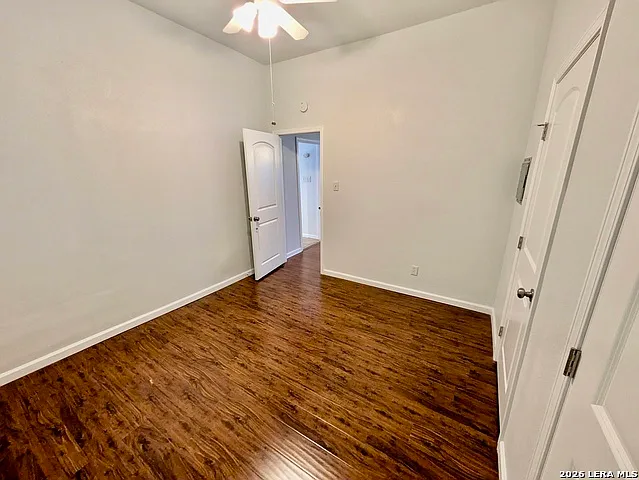 304 E Mistletoe Ave — Photo 10