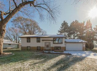 500 Westby Dr NE, Spring Lake Park, MN 55432