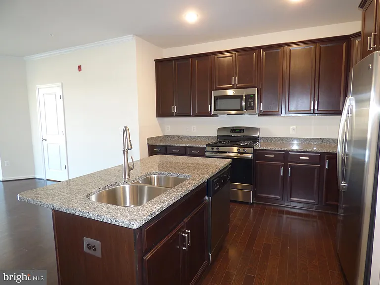 1428 Ribbon Limestone Ter SE #108 — Photo 16