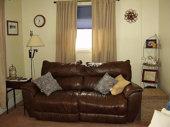 2nd image of 31 Parsons St