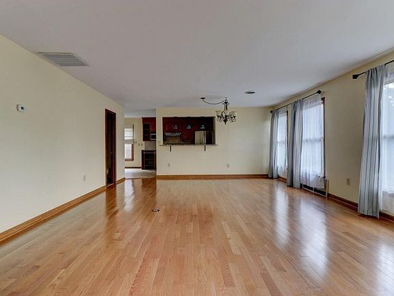 4th image of 2219 Jefferson St SW APT C
