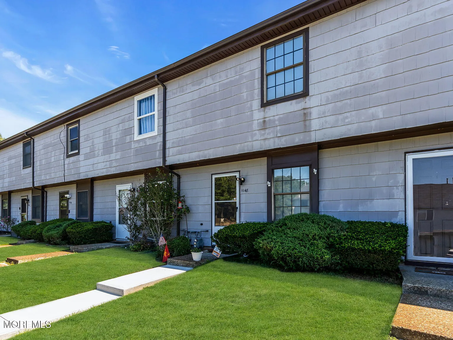2 bed, 1.5 bath, 1088 sqft, $2,500 — Photo 3