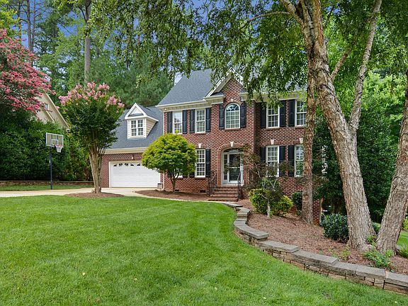 2nd image of 116 Danagher Ct
