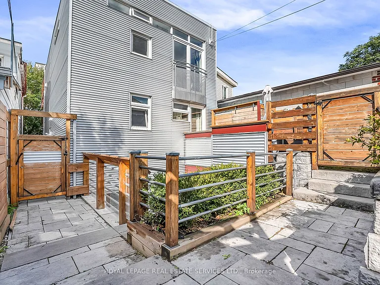 439 Winona Dr #C — Photo 39