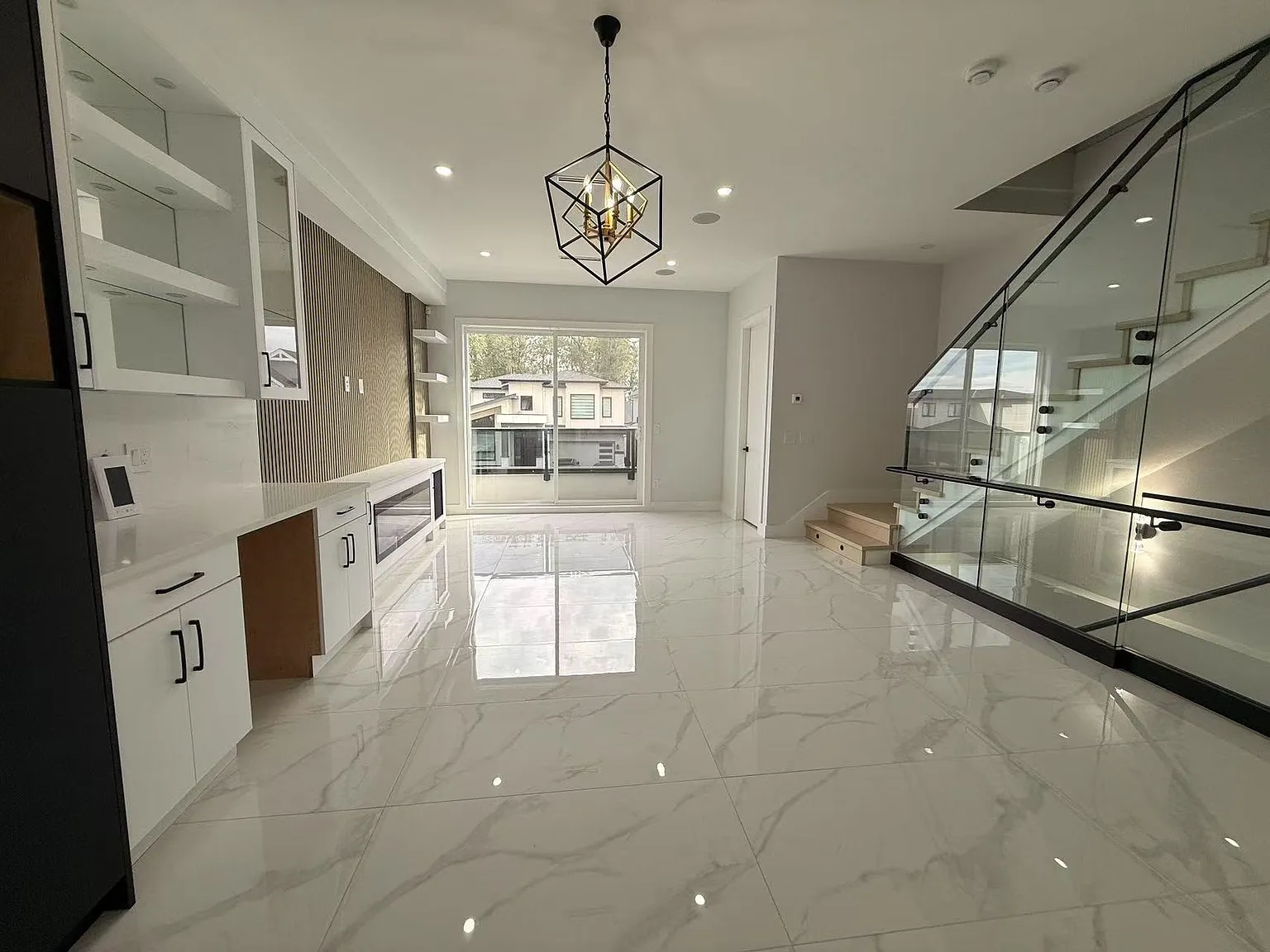 3 bed, 1500 sqft, $3,600 — Photo 3