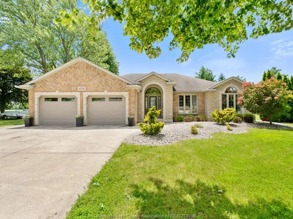 1056 Martin Ln, Lasalle, ON N9J 2X1