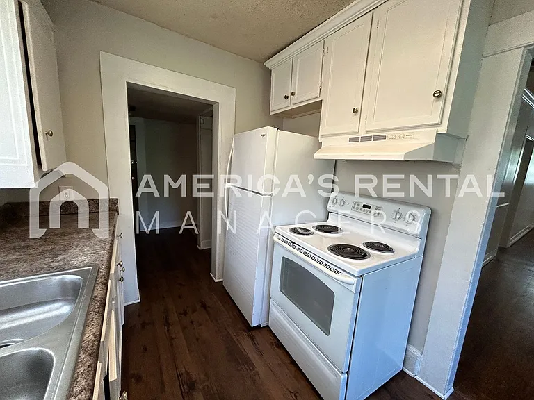 731 81st St S — Photo 28