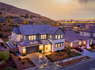 25171 Cypress Bluff Dr, Santa Clarita, CA 91387