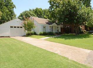 8318 Ridgelea St, Dallas, TX 75209