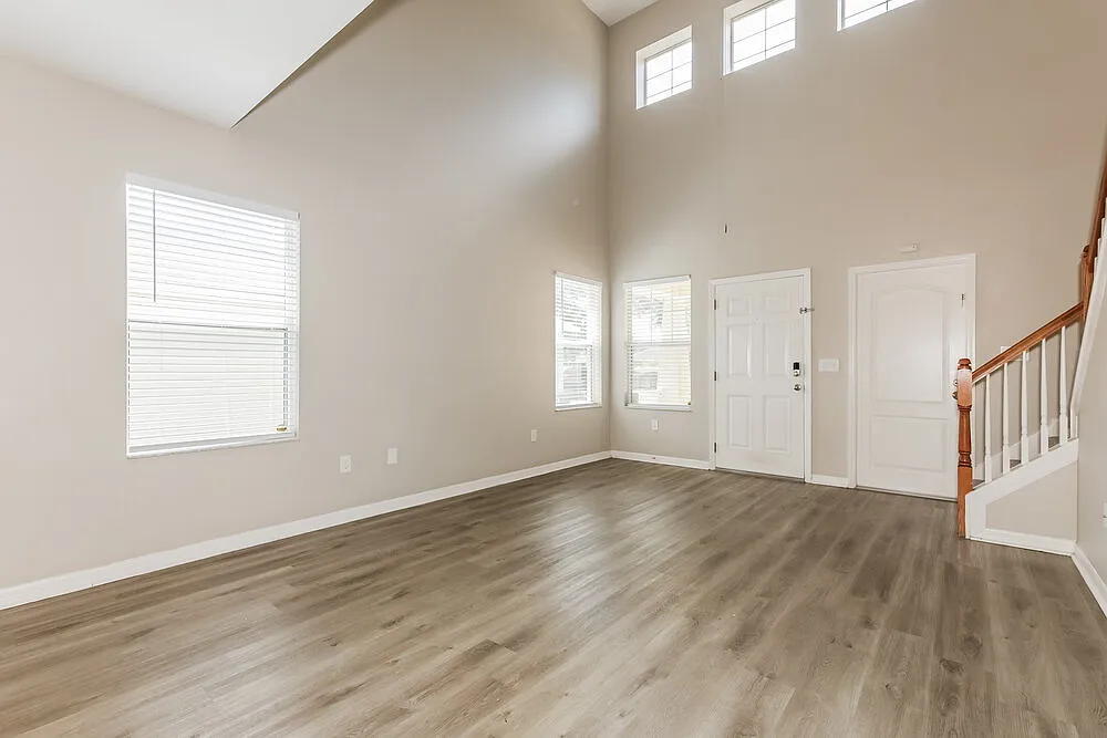 4 bed, 2.0 bath, 1472 sqft, $2,290 — Photo 4
