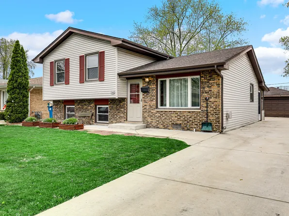 14608 Kolin Ave, Midlothian, IL 60445